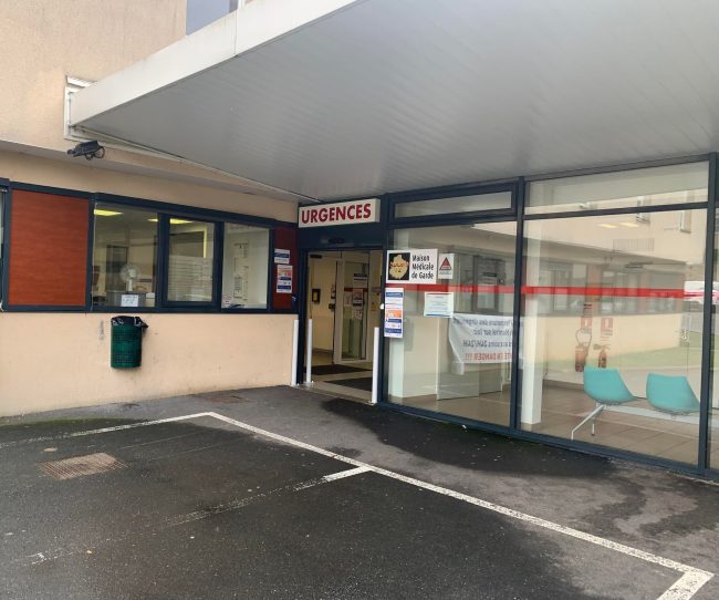 Alors que le service hospitalier des urgences de Montval-sur-Loir vient d'annoncer une énième fermeture, les membres de l'association de défense des services de l'hôpital adresse une lettre ouverte aux candidats aux élections législatives de la 3ème circonscription de Sarthe.