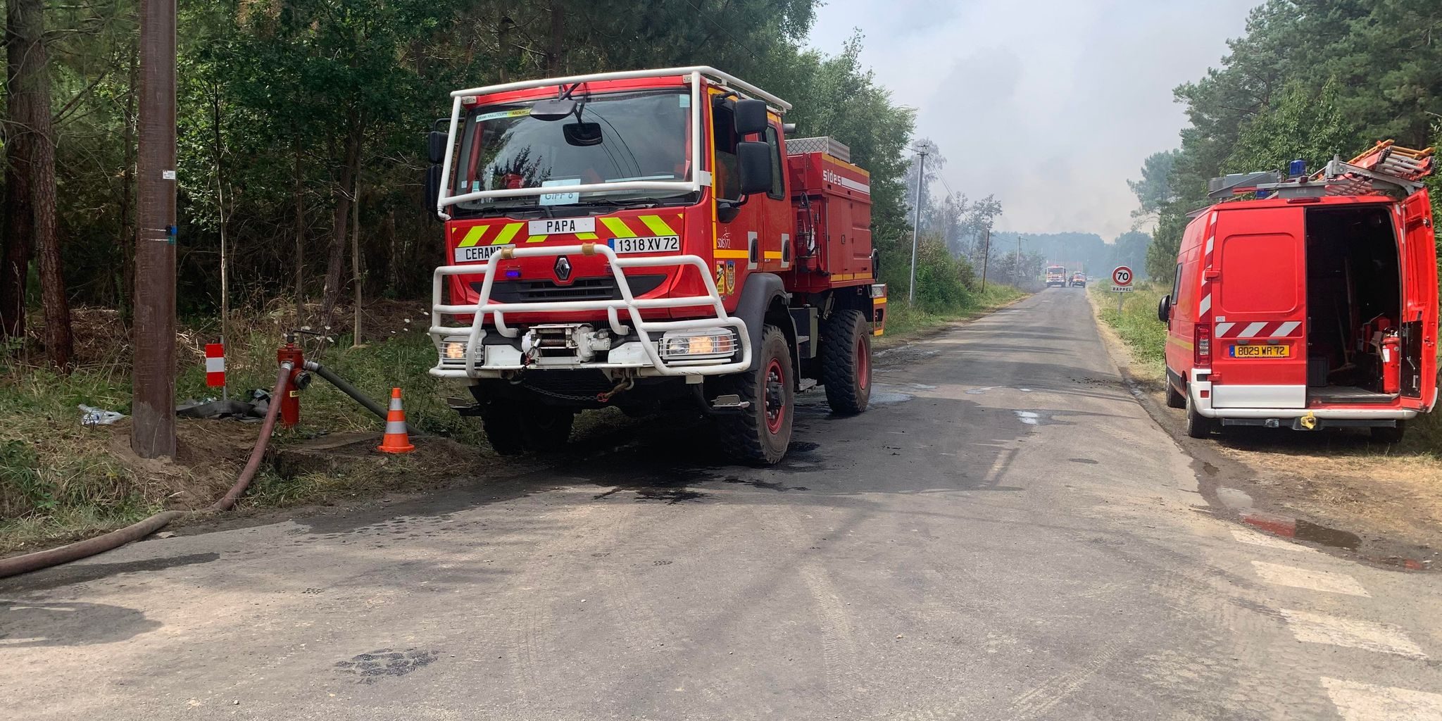 Un important feu est en cours entre Téloché et Ruaudin, dans la Sarthe.