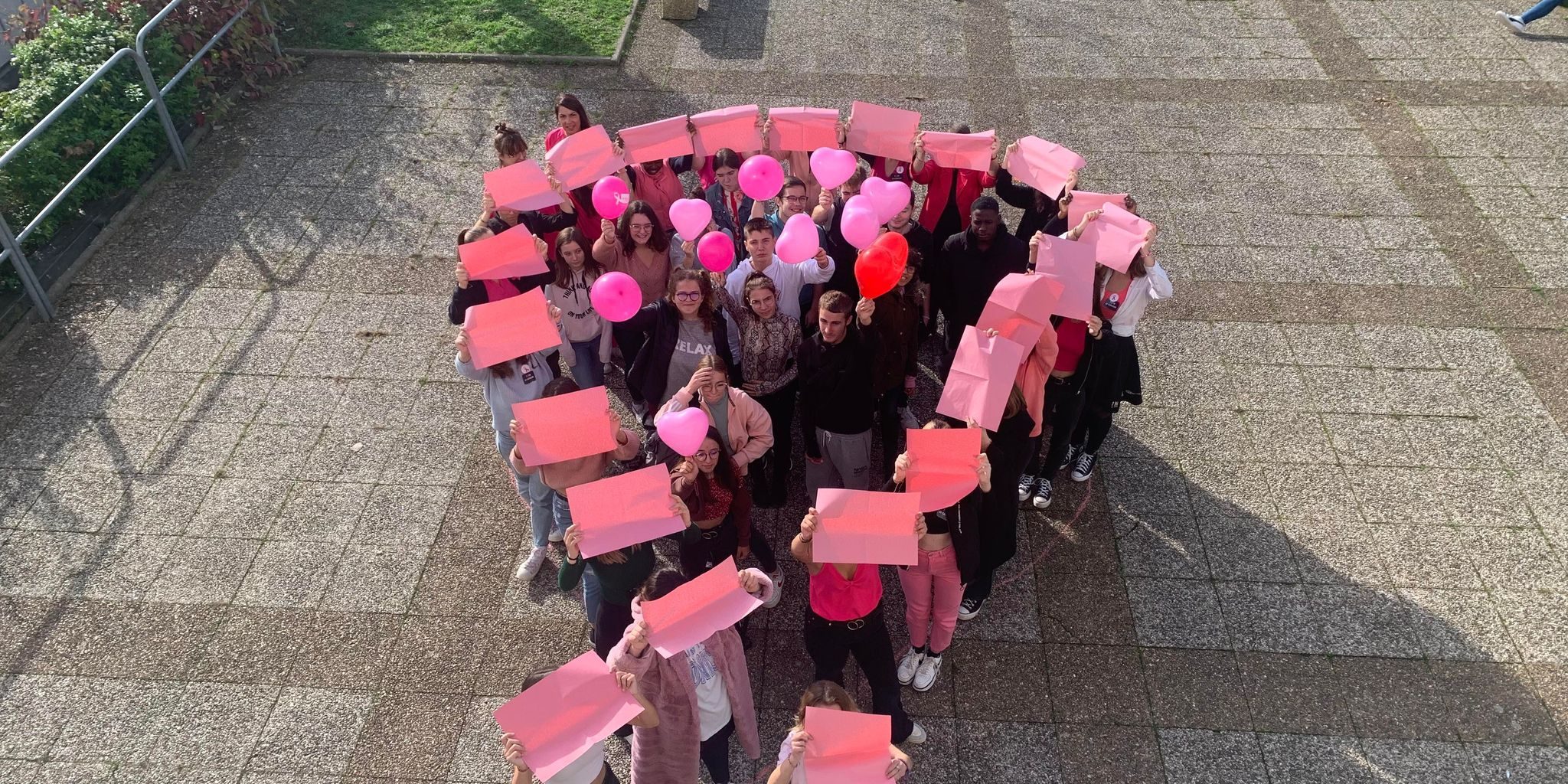 Les lycéens organisateurs de l'évènement du mercredi 19 octobre.