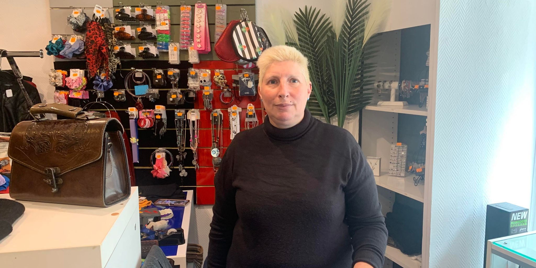 La deuxième partie de son commerce s'appellera KelonariSeb, un clin d'oeil au frère de Valérie Rolland.