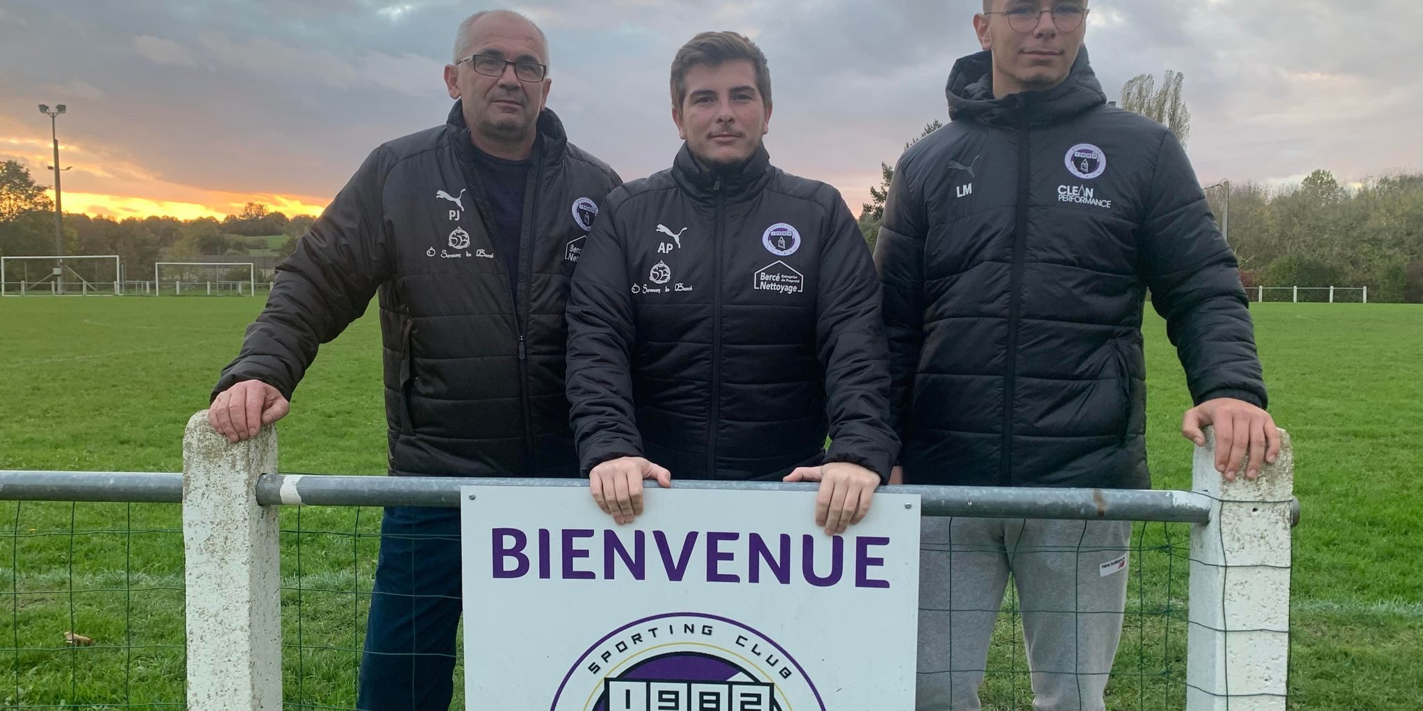 De g. à dr. Pierrick Judon, Alexandre Peltier, et Louka, stagiaire au sein du club.