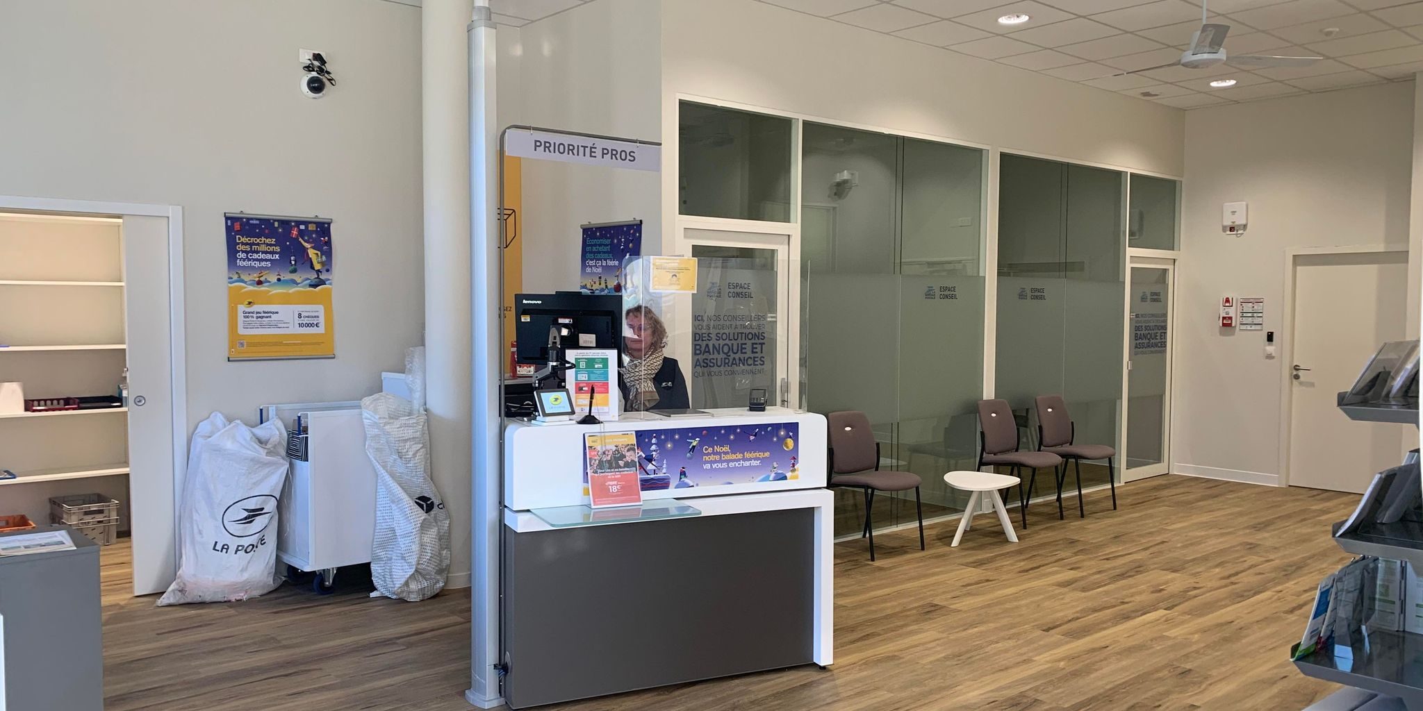 Les nouveaux locaux de la Poste de Château-du-Loir, dans la Sarthe.