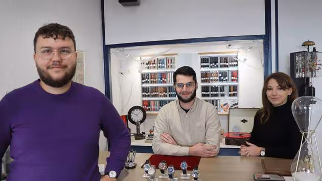 MjAyMzExZGM4OTcwZGJlZGY0NjA0ODRkNDVhOTQxN2RiZDMxZDA